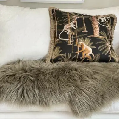 SWEDISH LONG WOOL SHEEPSKIN