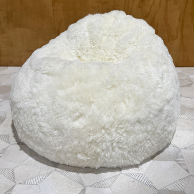SHORT WOOL ICELANDIC CHAIR